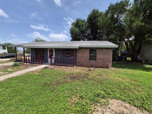 5701 Glen Meadow DR, Austin TX 78745