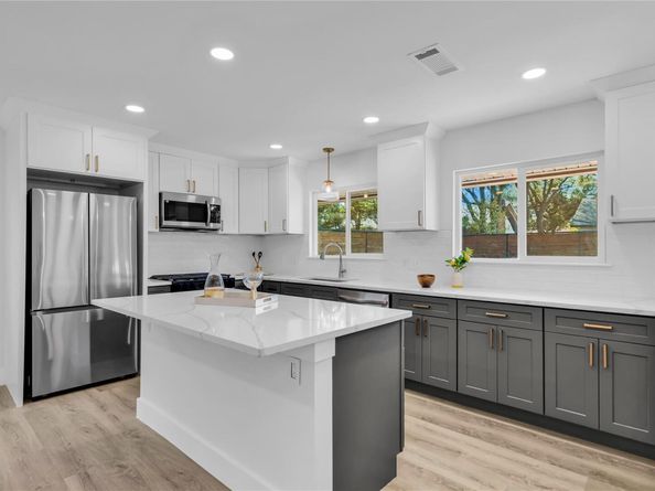 11602 Big TRL, Austin TX 78759