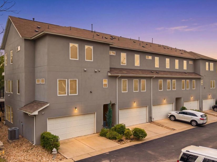 7209 Bassett CT, Austin TX 78741
