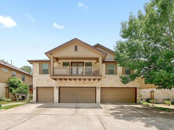 1310 Parmer LN