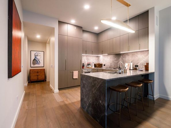 202 Nueces ST 1804, Austin TX 78701