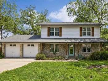 2118 Vanderbilt LN