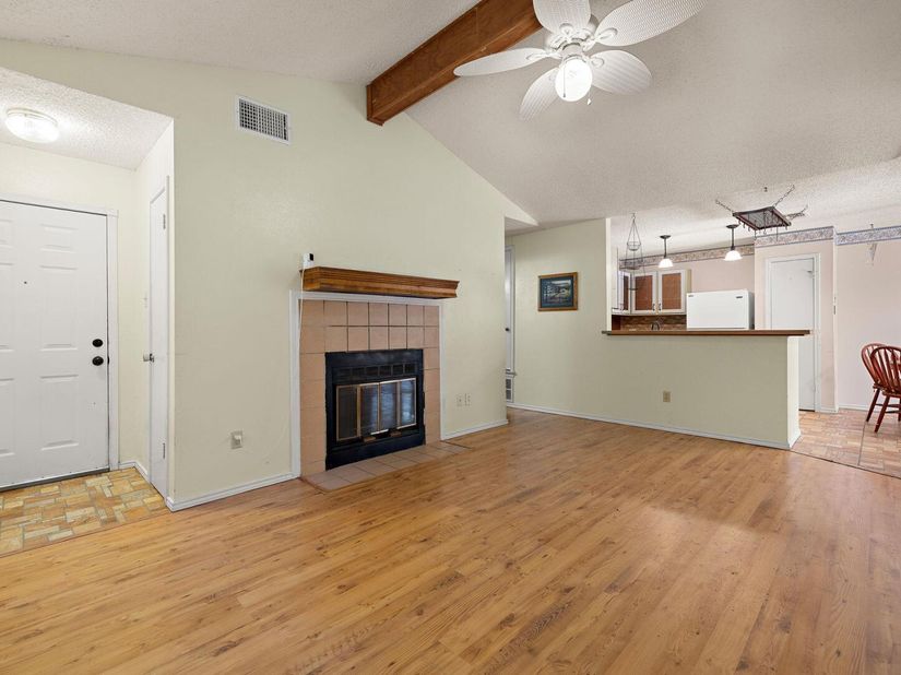 11709 Rotherham DR, Austin TX 78753