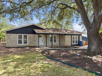 6807 La Salle DR