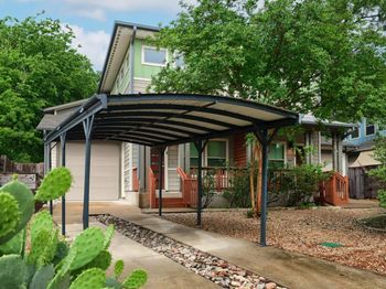 3202 Merrie Lynn Ave