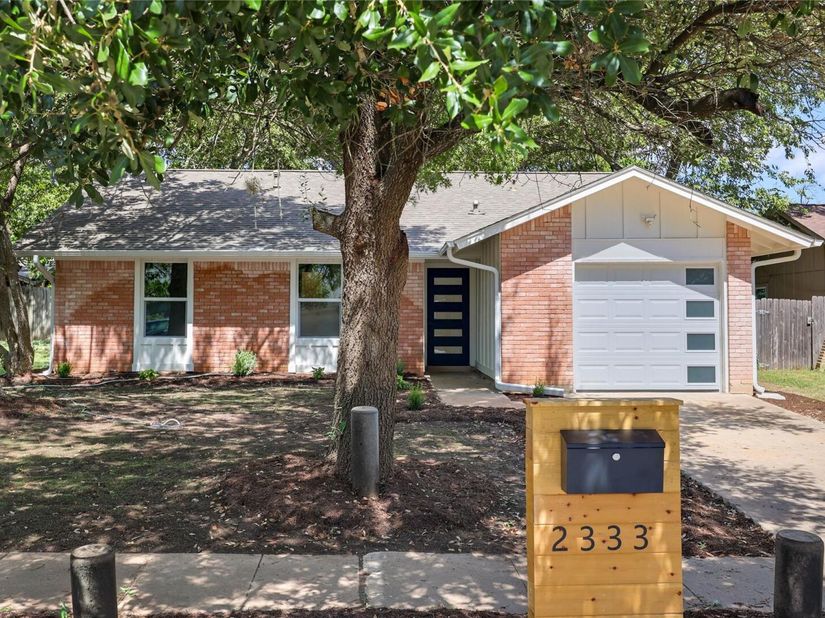 2333 Aldford DR, Austin TX 78745