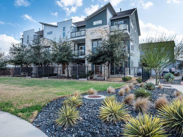 7204 Bassett CT, Austin TX 78741