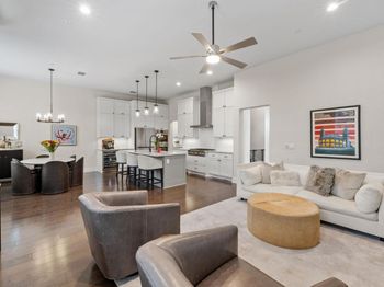4205 Elevator DR