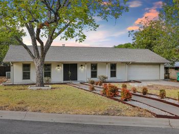 5500 Pendleton LN
