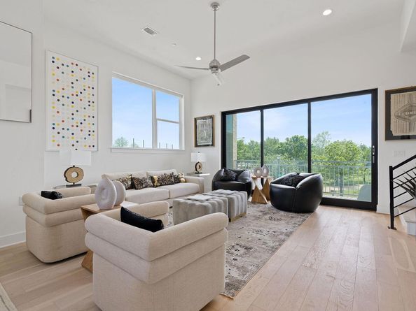 2805 McCurdy ST 1, Austin TX 78723