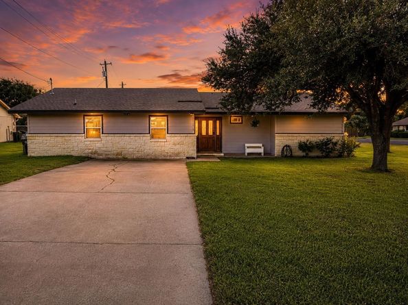 13311 Briar Hollow DR, Austin TX 78729