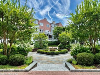 51 Forest Avenue