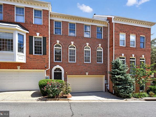 4627 Knight Place, Alexandria VA 22311