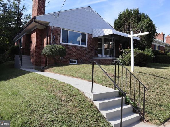 6718 14TH Place NW, Washington DC 20012