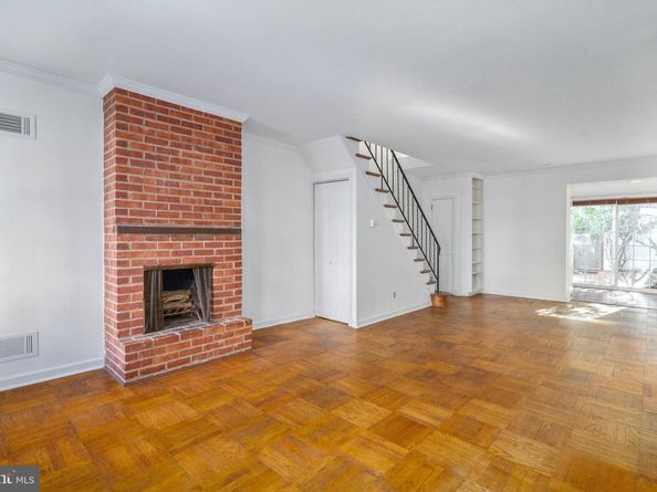 2304 Waverly Street, Philadelphia PA 19146