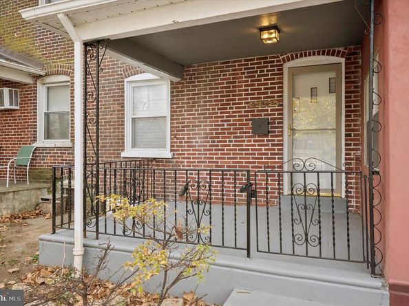 832 Kenmore Road, Philadelphia PA 19151