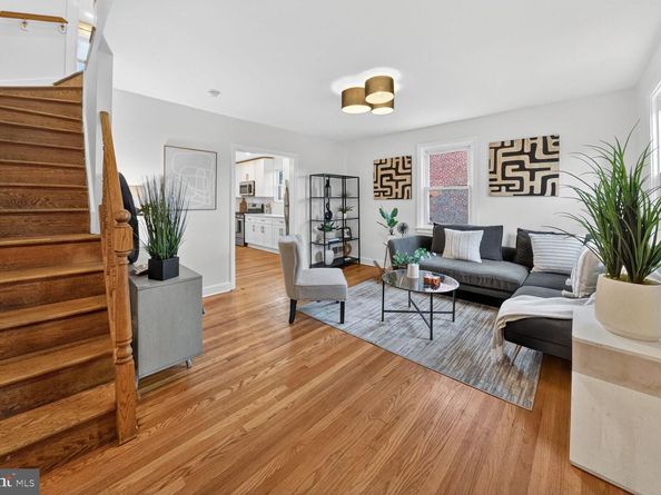 832 Delafield Street NE, Washington DC 20017