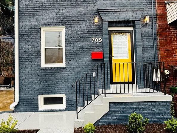 709 Adrian Street SE, Washington DC 20019