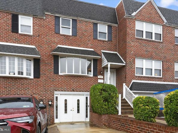 9865 Garvey Drive, Philadelphia PA 19114