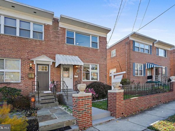 32 Underwood Street NW, Washington DC 20012