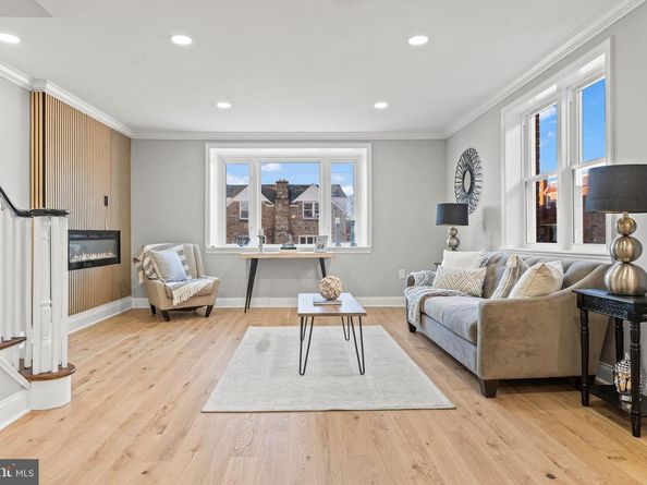 1210 E Cardeza Street, Philadelphia PA 19119