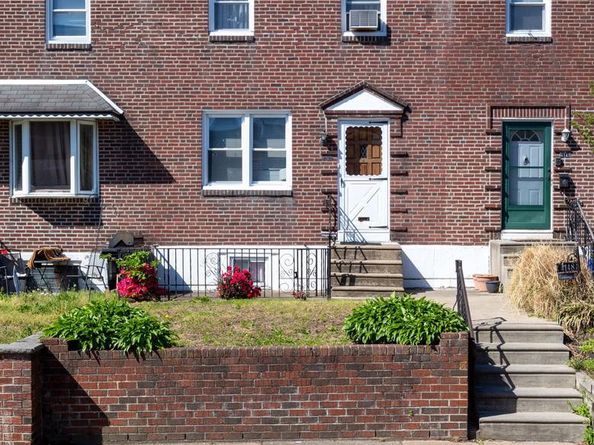 4150 Hellerman Street, Philadelphia PA 19135