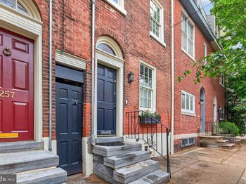 255 Queen Street