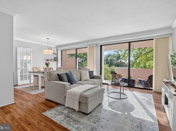 4141 N Henderson Road 302, Arlington VA 22203