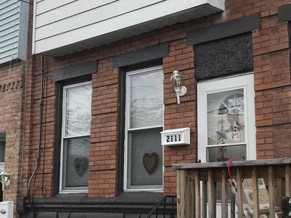 2111 S 2nd Street, Philadelphia PA 19148