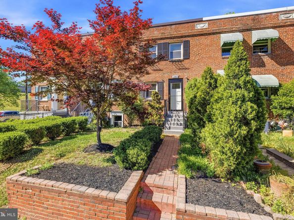 1735 Cameron Street, Alexandria VA 22314