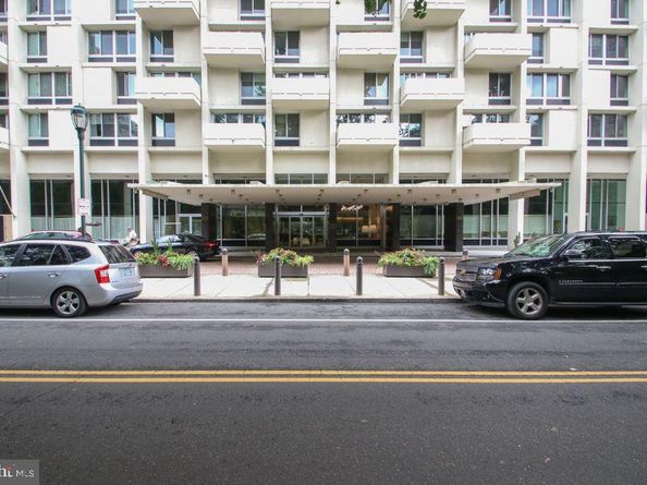 604 S Washington Square 2809, Philadelphia PA 19106
