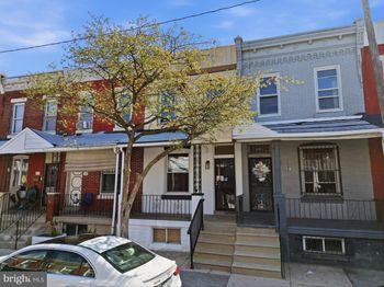 221 N Hobart Street