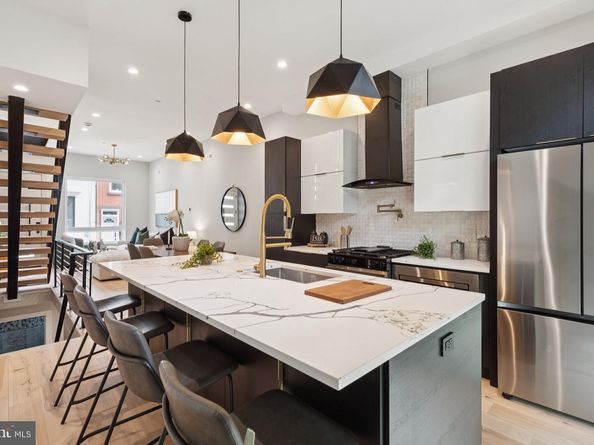 1518 S Bambrey Street, Philadelphia PA 19146