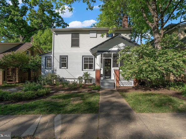 422 N Edgewood Street, Arlington VA 22201