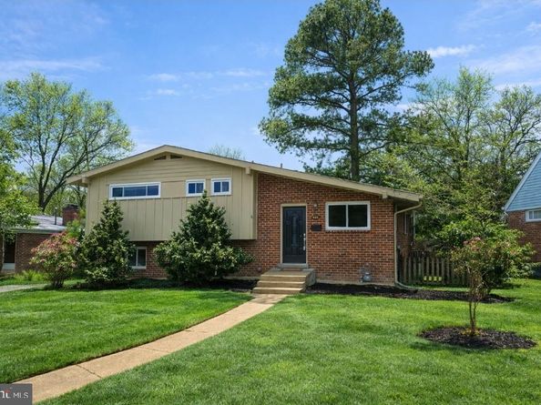 488 N Owen Street, Alexandria VA 22304