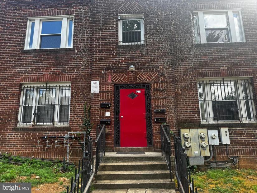 1235 Holbrook Terrace NE, Washington DC 20002