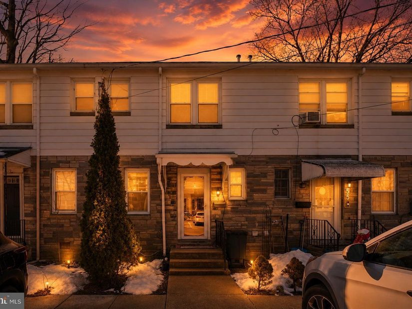 57 Benson Drive, Glenolden PA 19036