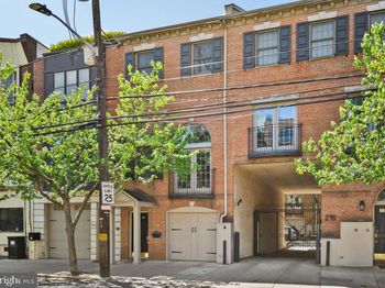 216 Christian Street