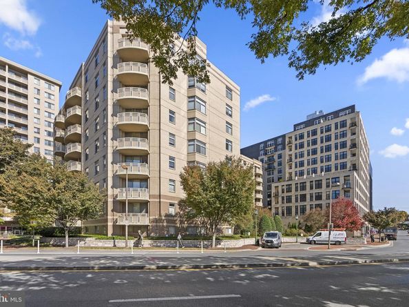 7111 Woodmont Avenue 108, Bethesda MD 20815