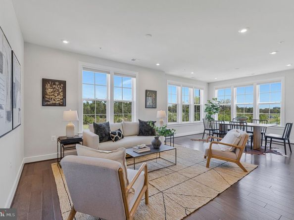 2320 Field Point Road 4304, Herndon VA 20171