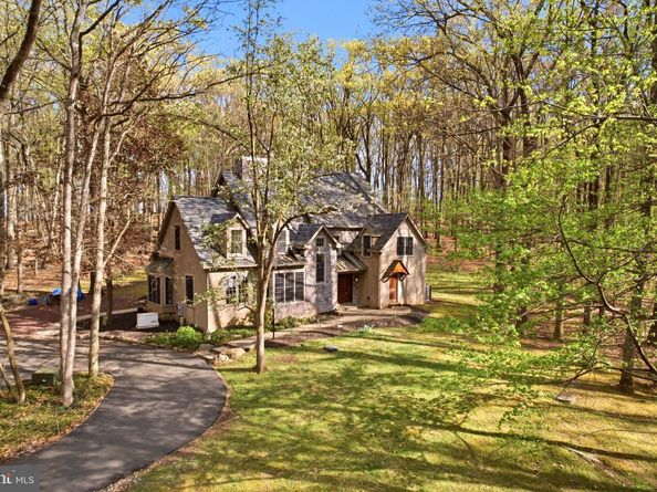 7044 Ely Road, New Hope PA 18938