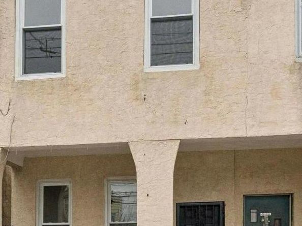 20 S 6TH Street, Darby PA 19023