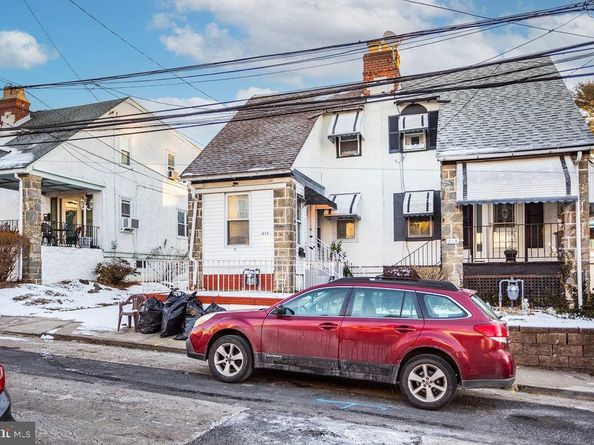 213 Heather Road, Upper Darby PA 19082