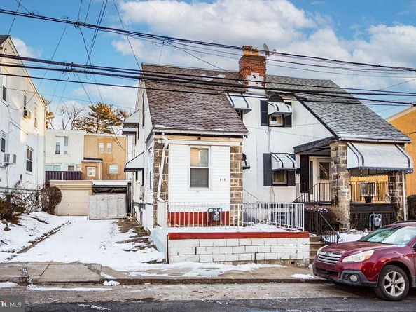 213 Heather Road, Upper Darby PA 19082