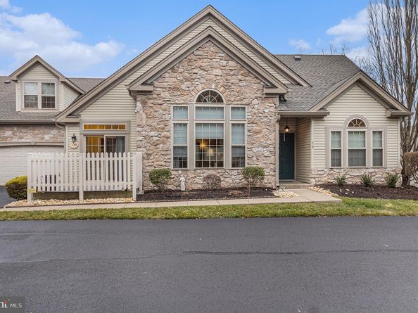 70 Legacy Oaks Drive, Richboro PA 18954