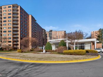 4201 Cathedral Avenue NW