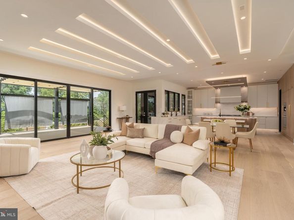 104 Mashie Court SE, Vienna VA 22180