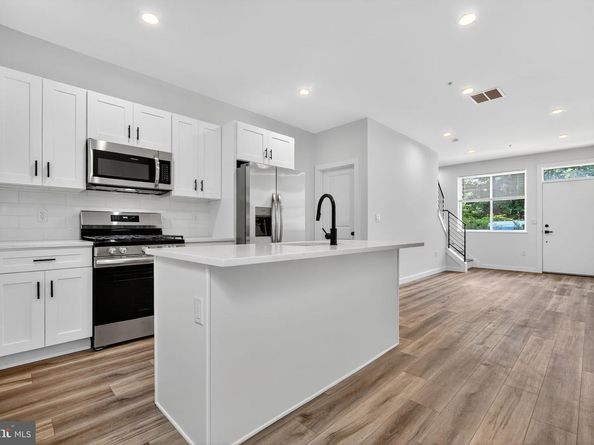 3209 Latona Street, Philadelphia PA 19146