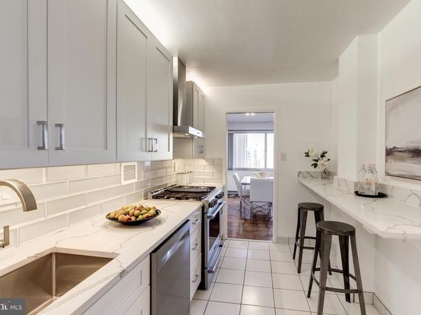 5500 Friendship Boulevard 2227N, Chevy Chase MD 20815