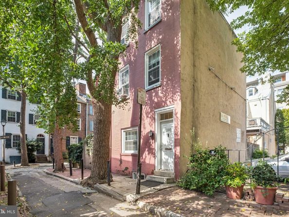 1105 Latimer Street, Philadelphia PA 19107